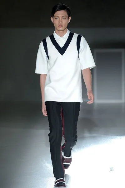 Look 45